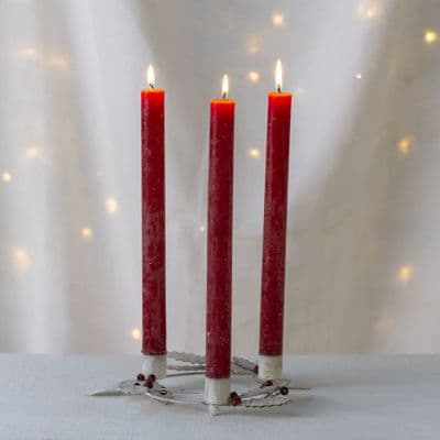Nordic Antique White Holly Candle Wreath