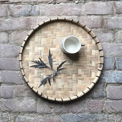 SLIGHT SECONDS Woven Round Natural Tray