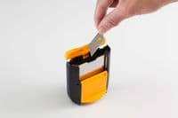 Handy Easy Open Blade Disposal Case    OLF/DC5