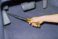 Olfa Heavy Duty Long Reach Wheel Lock Snap Off Cutter 18mm    OLF/XL2