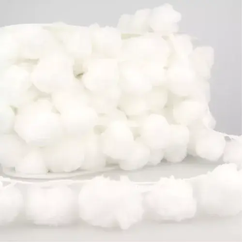 Pom Pom Trim - 25m x 15mm - White ID: S4960P000\001