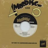 Gregory Isaacs – Gone Is The Love / Yellowman - Not A Bed A Rose (Moodisc/Saxon Records) 7"