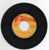 Heptones - No One Can Make Me Warmer / KIng Rocky - You Were Wrong (Studio One) JA 7"