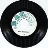 I Fi - Bush Tea A Bubble / Dub Shepherds & Pinnacle Sound - Bush Tea Riddim  (Ross Hogg) 7"