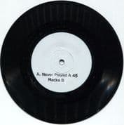 Macka B - Never Played A 45 / Leanna - Grapevine (Peckings) 7"
