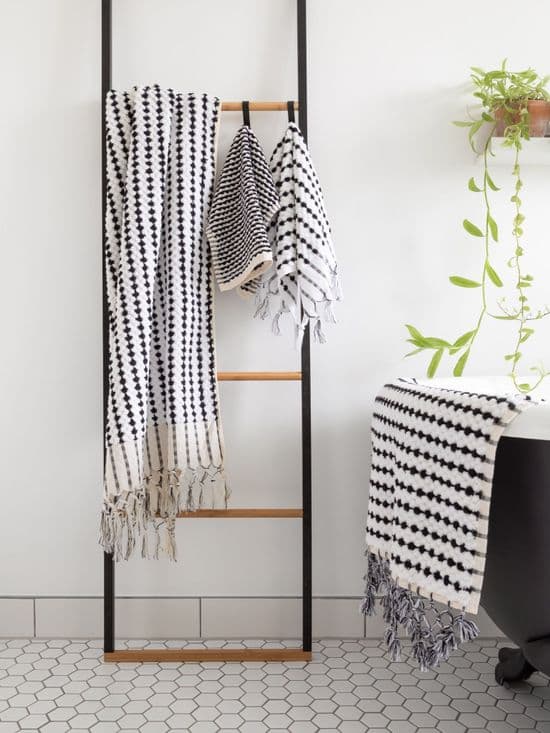 Black and White Spot Organic Cotton Hand Loomed Bath Mat