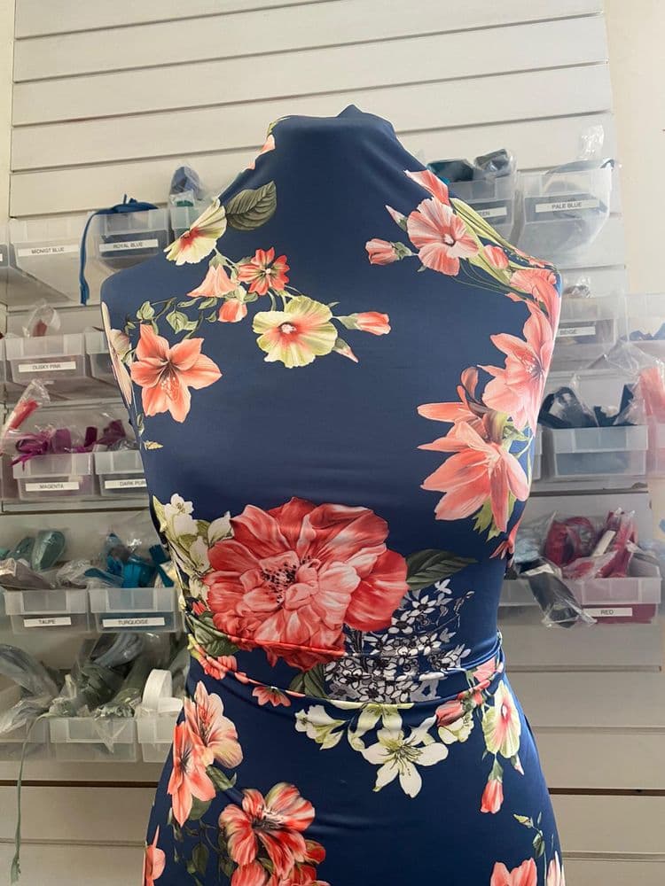 Stretch knit outlet clothing