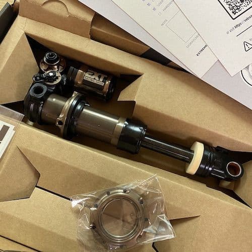 Storia V4 - Trunnion mount damper only (205 eye to eye)