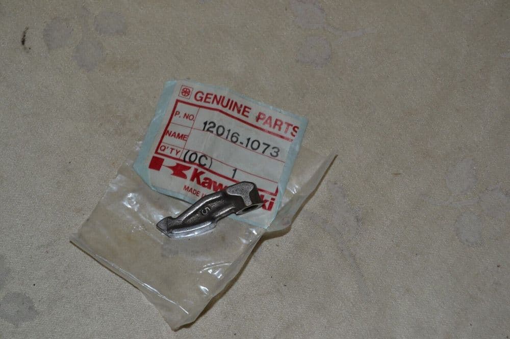 KAWASAKI ZX750F1/2/3/4 Valve Rocker arm tappet 120161073