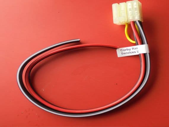 TAIT T2000 POWER PLUG WITH AUDIO  LEADS  T321 T221 & UHF TAXI RADIO soldered 20 AMP