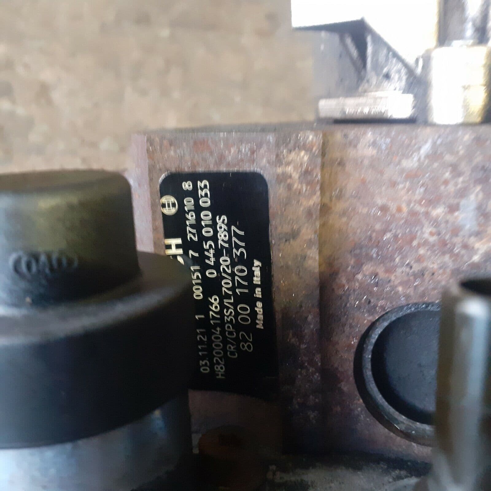 2006 Renault Grand Espace 2 2 DCI fuel pump numbers in pics