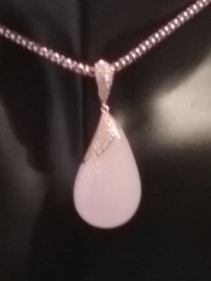 Rose Quartz Teardrop Pendant