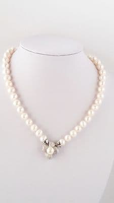 Star Pearl Necklace