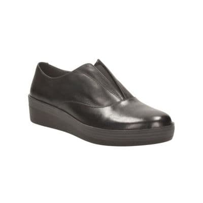 Clarks Demi Grace Women's Flat Comfort Work Shoe - Black Leather D