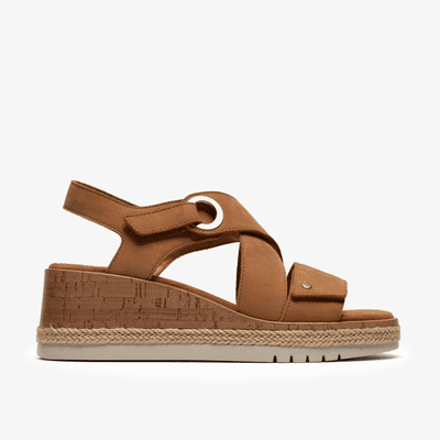 Clarks Kidiki Sun Women's Wedge Sandal - Tan Nubuck D
