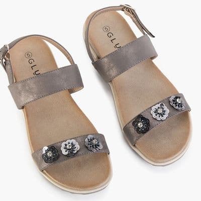 Gluv Tahay Women's Comfort Sandals - Grey