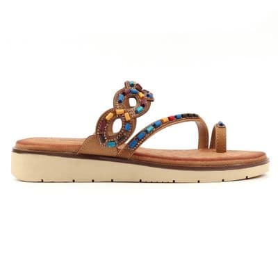 Lunar Zuzu Women's Toe Loop Sandal - Camel