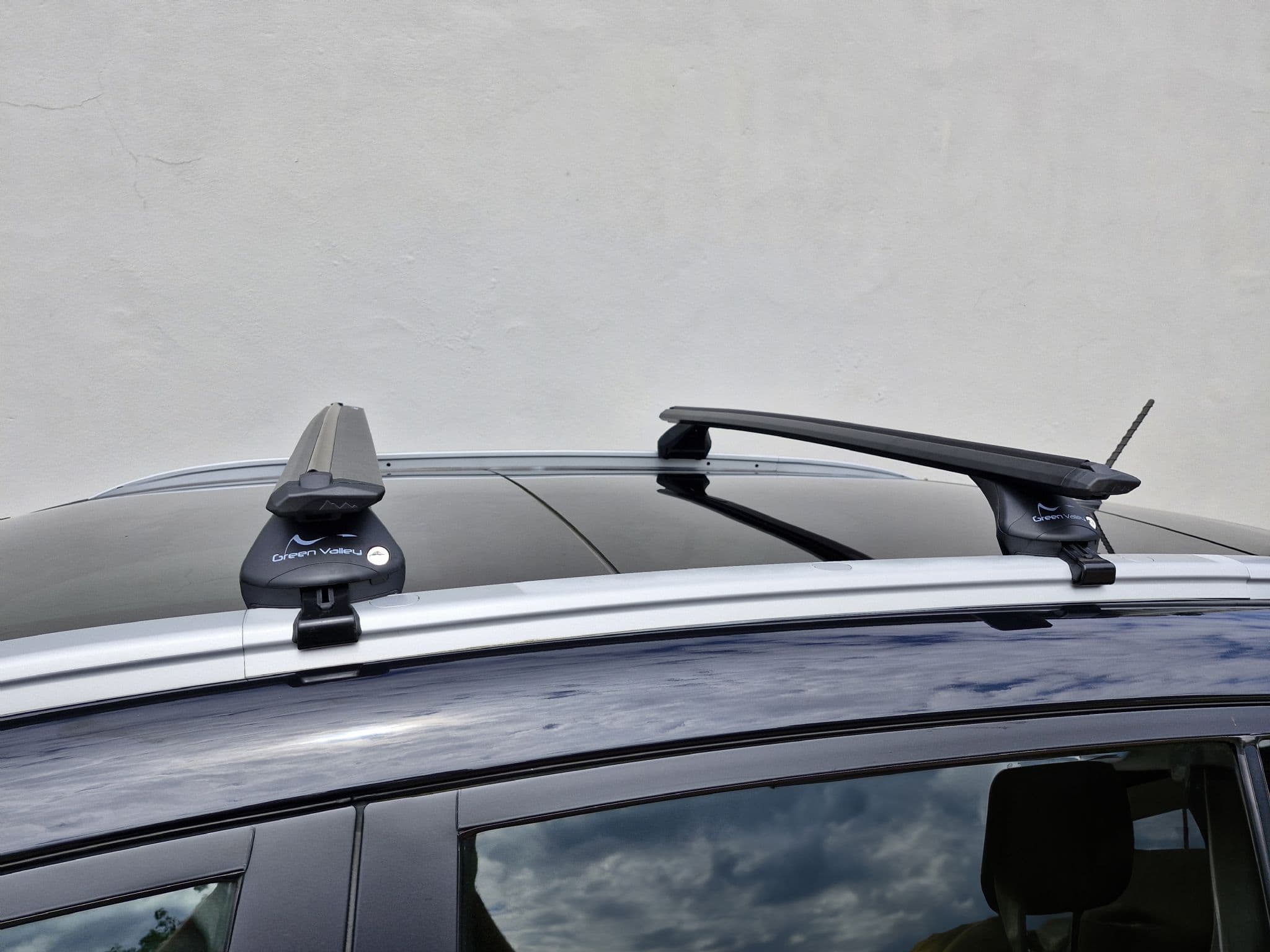Green Valley Aerodynamic Roof Rack Wing Bars Black Mercedes GLC SUV ...