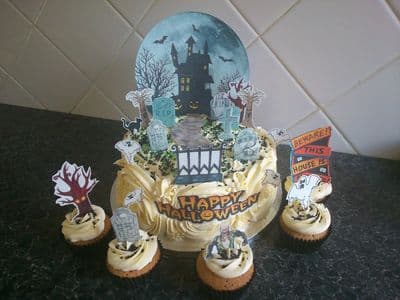 Halloween Haunted House Scene Wafer Edible Cake Decoration Set