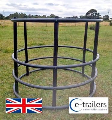 4 Ring Round Bale Feeder for Horse Sheep Lamb Lama Alpaca  - Lighweight Plastic