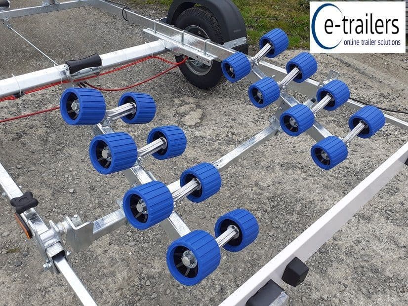 EXTREME BOAT TRAILER 1300kg - 24 ROLLERS WITH REAR SWING CRADLE - 17ft ...