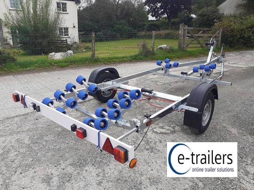 EXTREME BOAT TRAILER 1300kg 24 ROLLERS WITH REAR SWING CRADLE 17ft