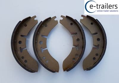 LOCKHEED STYLE TRAILER CARAVAN BRAKE SHOES 8