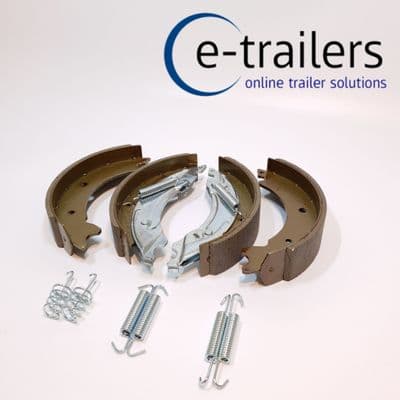 TRAILER BRAKE SHOES 203x40 KNOTT TYPE IFOR WILLIAMS BRIAN JAMES PEAK BRADLEY