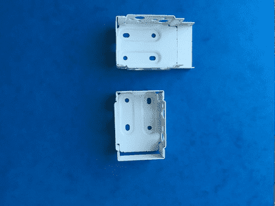 1 PAIR VENETIAN BOX BRACKETS FOR 44MM X 44MM TOP BOX WHITE