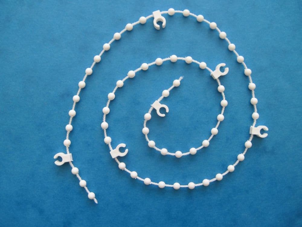 HILLARYS WHITE VERTICAL BLIND LINK BEAD CHAIN
