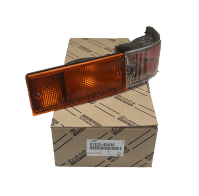 Genuine Toyota AE86 Trueno Levkin Kouki FR Bumper Turn Signal LH 81520-80038
