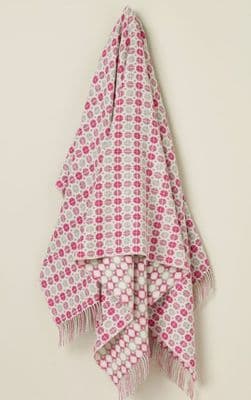 Bronte By Moon- Milan Merino Wool Throw - Pink