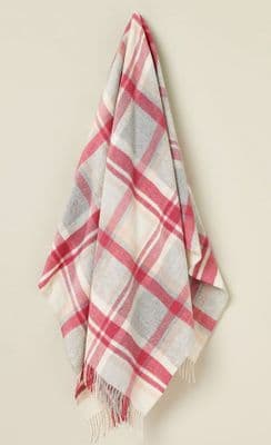 Bronte By Moon- Portree Merino Wool Throw - Pink