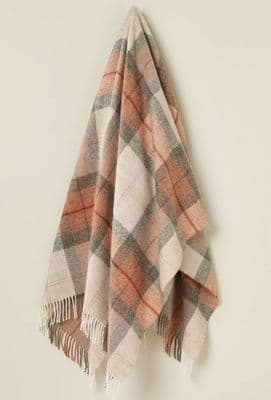 Bronte By Moon - Skye Shetland Wool Throw - Coral