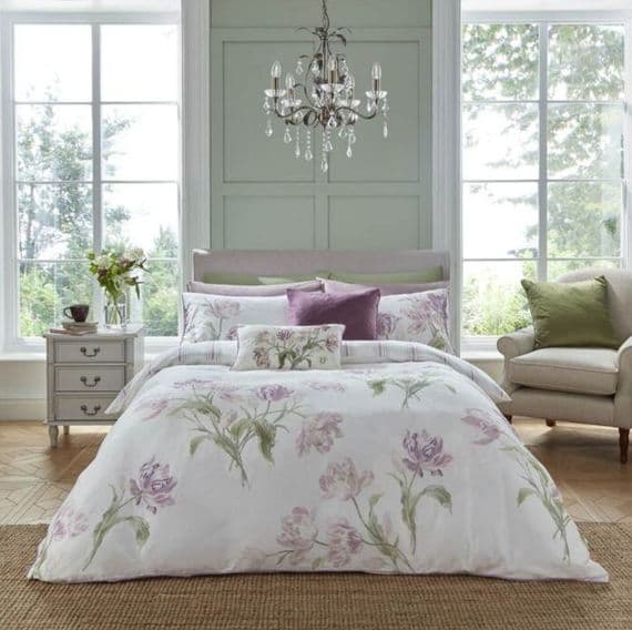 Laura Ashley - Gosford 'Grape'