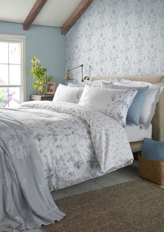 Laura Ashley - Marabeau 'Seaspray'