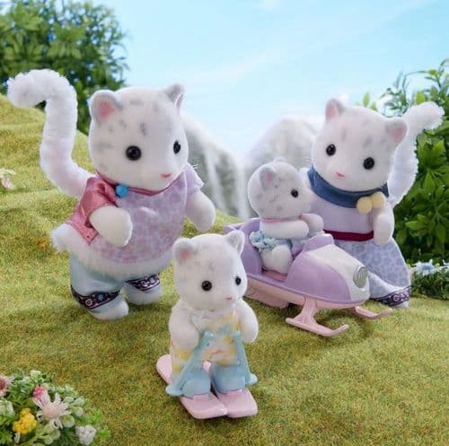 Snow Leopard Family 5814