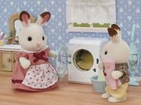 Sylvanian Families - Laundry & Vacuum Cleaner 5445