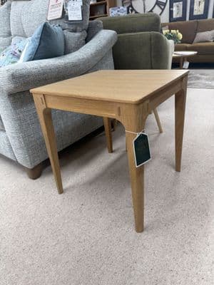 TCH Mia Lamp Table