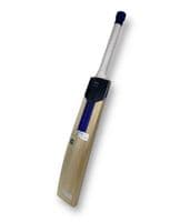 A2- Zenith Cricket Bat (2.9.9oz)