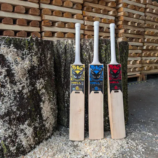 NEW 666- Red Stickers (2.10.4oz)