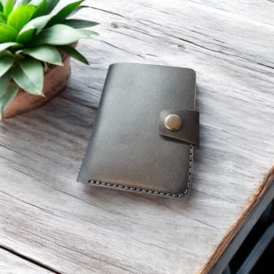 The Snap Packet Holder