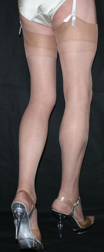 Gipsy Satin Natural Glow Large 10 Denier 2 tone Plain Top Shaped Foot Stockings