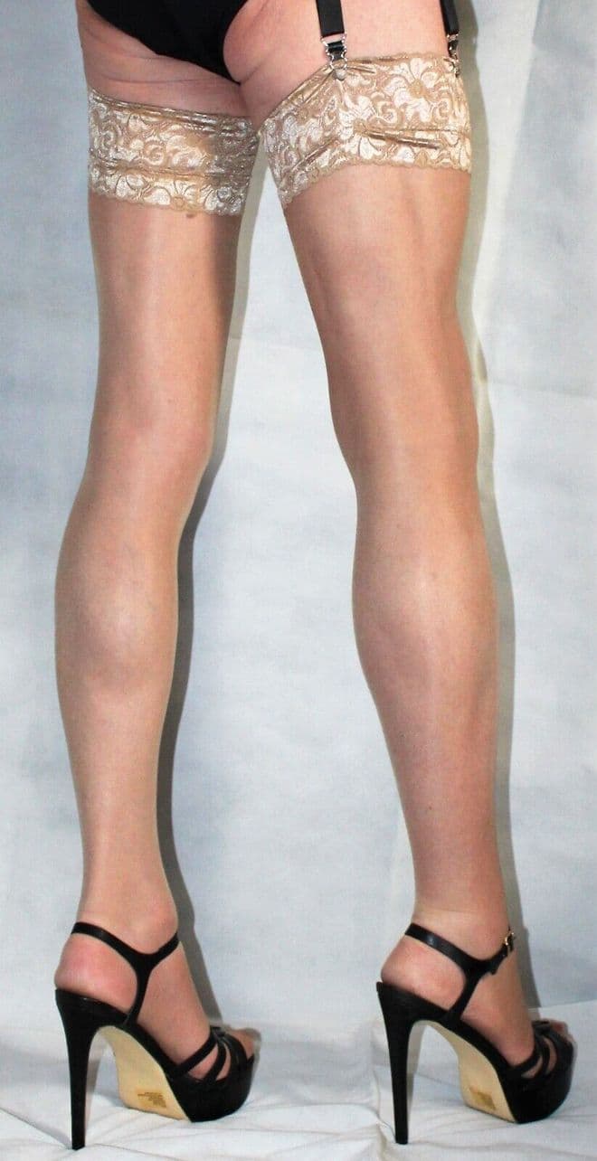 Stunning Medium Size Natural 10Denier Luxury Lace Top Glossy Effect Stockings