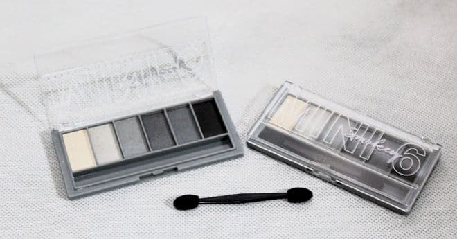 TECHNIC - (NEW) SMOKEY - 6 Shade Eyeshadow Palette - BLACK - GREY - SILVER - WHITE -