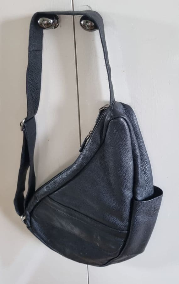 CLR HBB2 Healthy Back Bag Black Leather