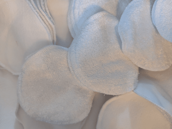 Clr33  White Toweling & Fleece cleansing Pads pk50