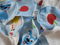 Clr47 White Bamboo & blue print Fleece cleansing Pads PK56