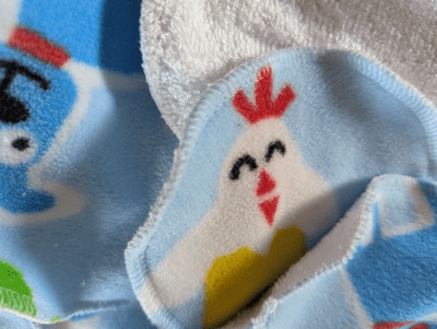 Clr47 White Bamboo & blue print Fleece cleansing Pads PK56