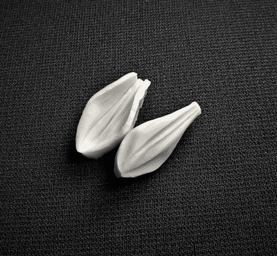 Dahlia (Babylon Red) Petal Veiner Small By Simply Nature was £13.37 now with 40% discount £8.02